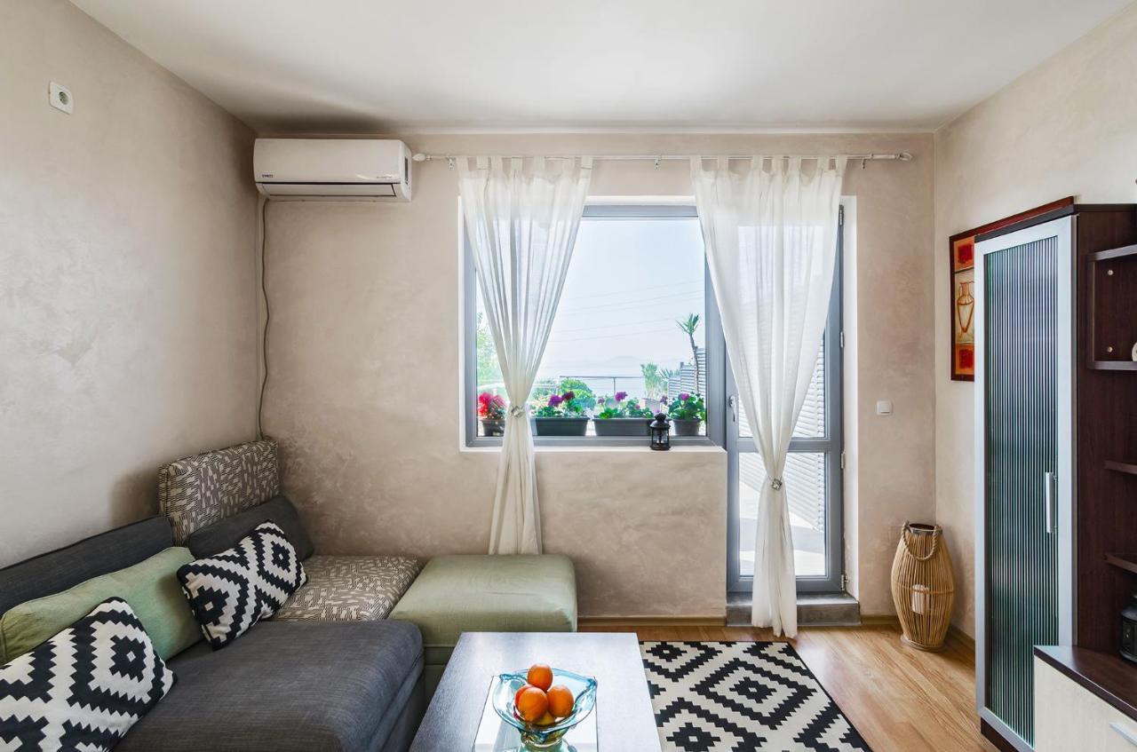 Апартаменти Ивайло / Ivaylo Apartments ブルガス エクステリア 写真